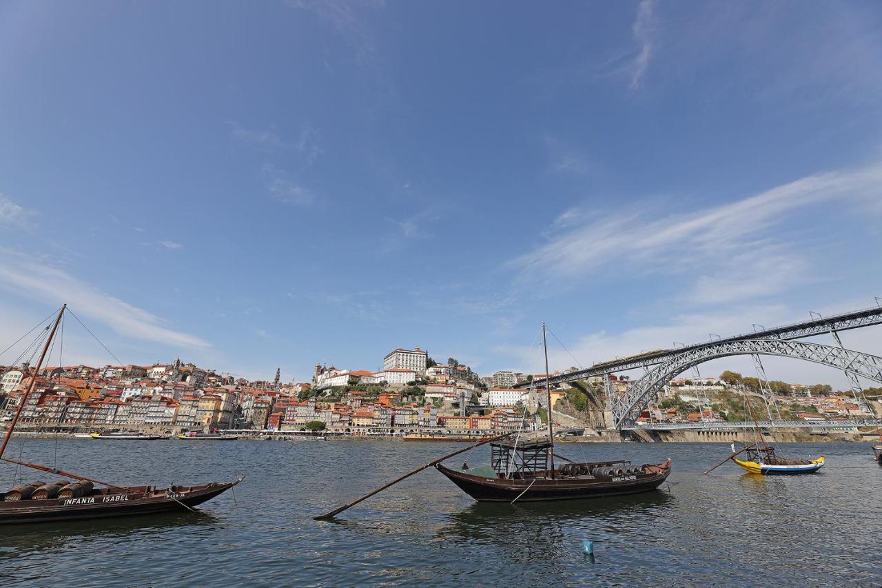 Flh Porto Classic Apartment With Terrace & Parking Eksteriør billede