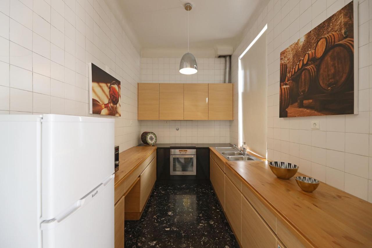 Flh Porto Classic Apartment With Terrace & Parking Eksteriør billede