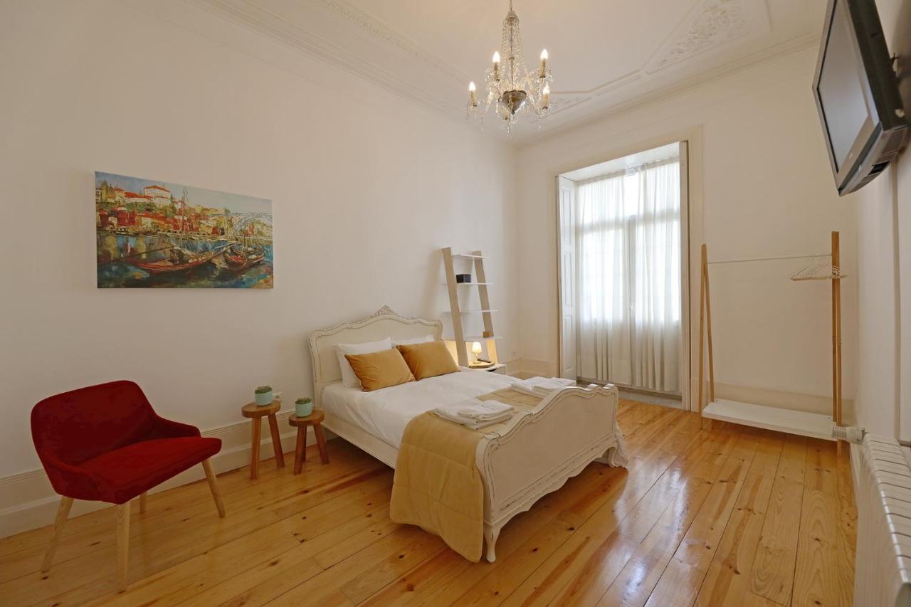 Flh Porto Classic Apartment With Terrace & Parking Eksteriør billede