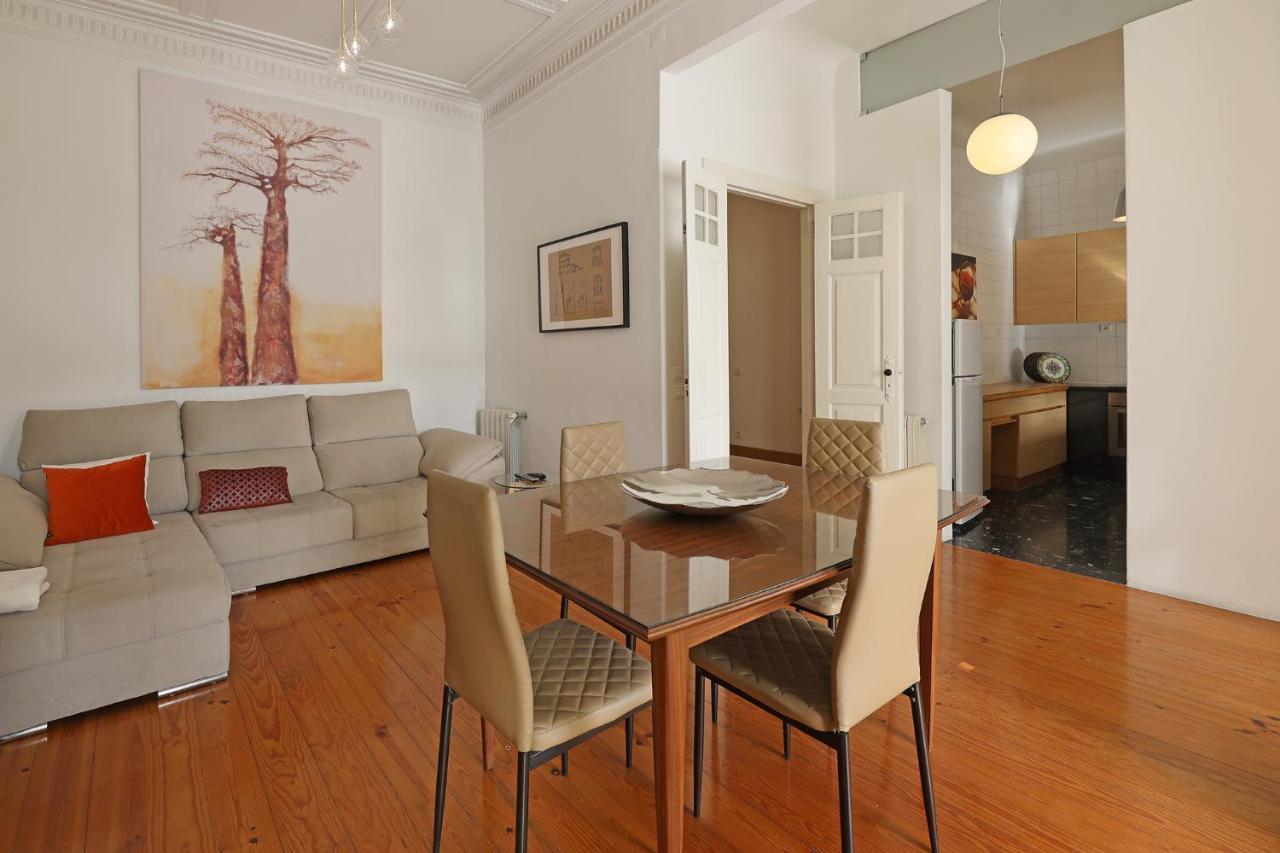 Flh Porto Classic Apartment With Terrace & Parking Eksteriør billede